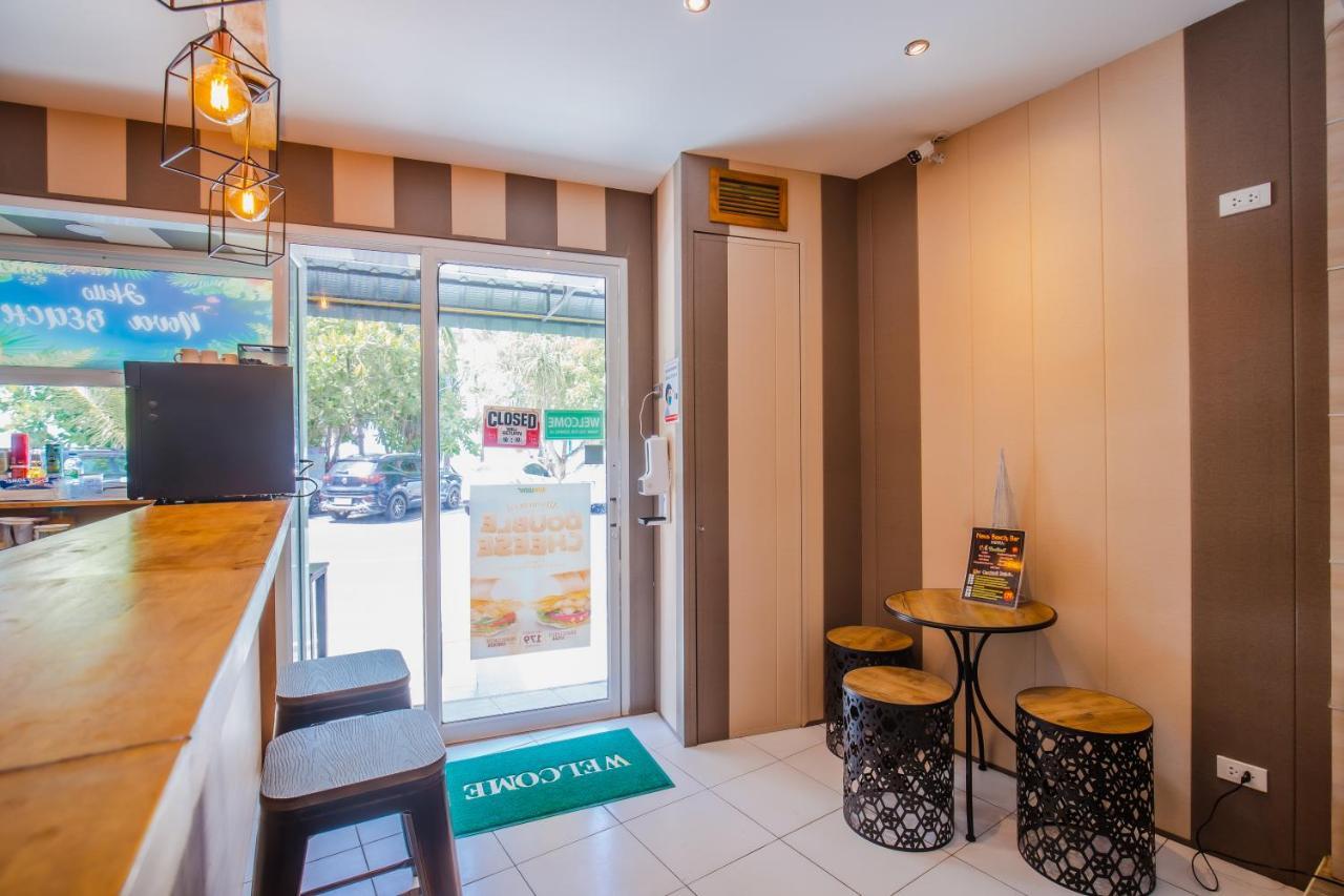 Time Out Hotel Patong Luaran gambar