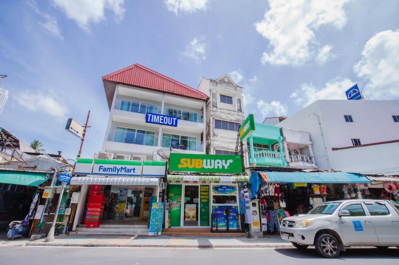 Time Out Hotel Patong Luaran gambar