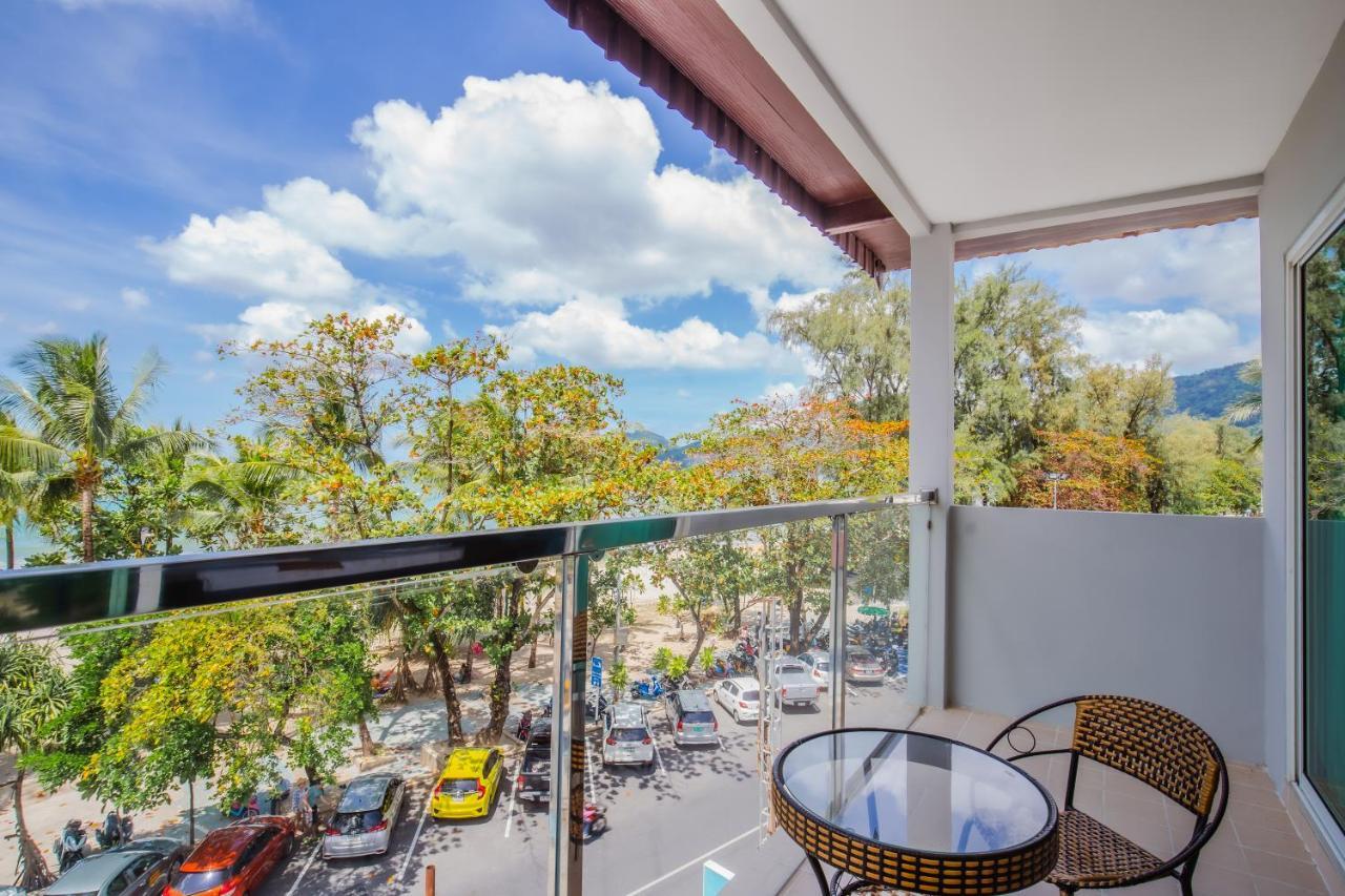 Time Out Hotel Patong Luaran gambar