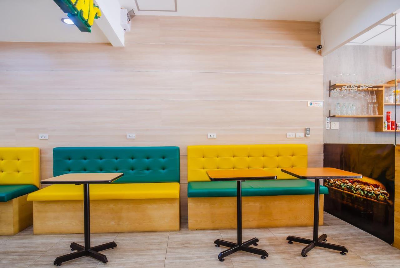 Time Out Hotel Patong Luaran gambar