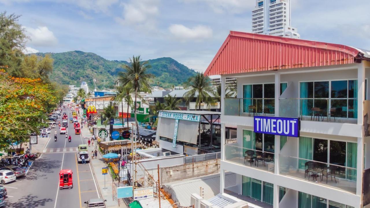 Time Out Hotel Patong Luaran gambar